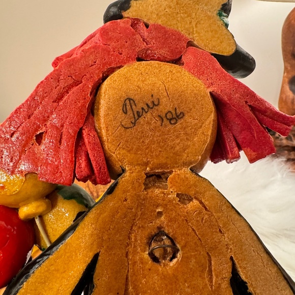 Vintage 1986 salt dough clowns. Handmade wall hangers. - Picture 2 of 11